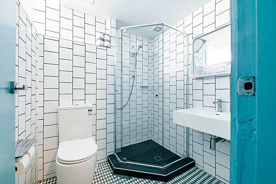 Bunk Surfers Paradise 18-35 Backpacker Hostel