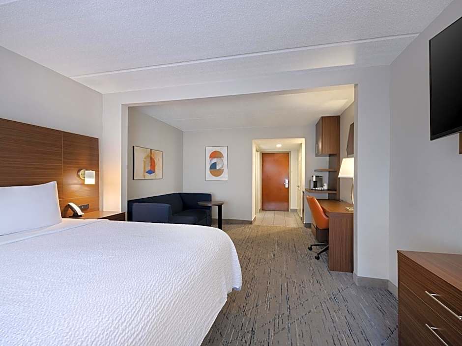 Holiday Inn Express & Suites Augusta West - Fort Eisenhower By IHG