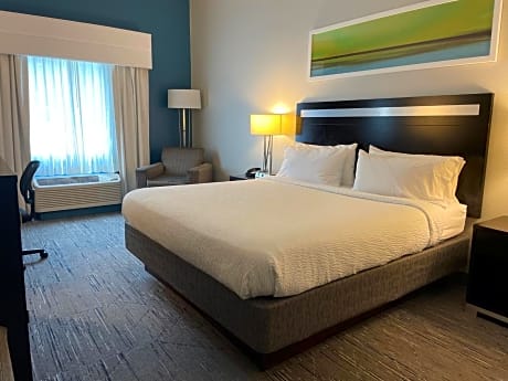 Standard King Room