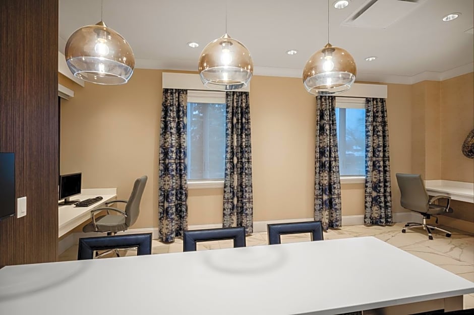 Crowne Plaza Albany - The Desmond Hotel By IHG