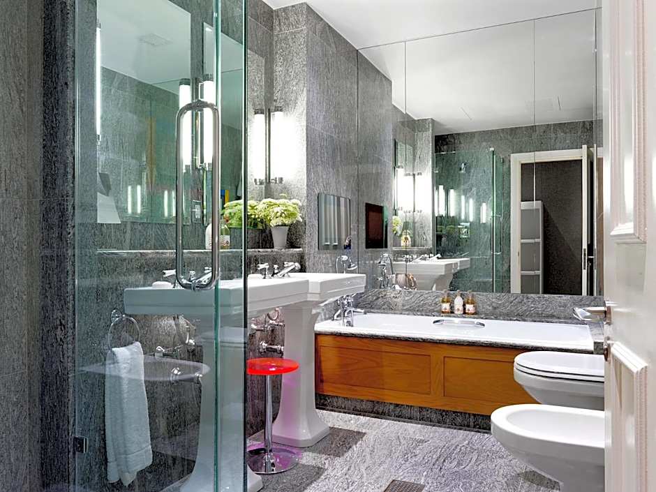 Crosby Street Hotel