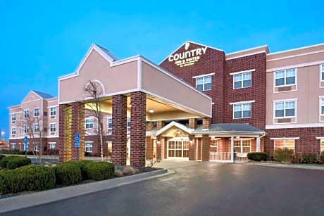 Country Inn & Suites by Radisson, Kansas City at Village West, KS