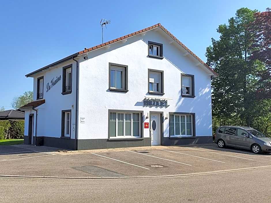 Logis Hôtel Restaurant La Vraine