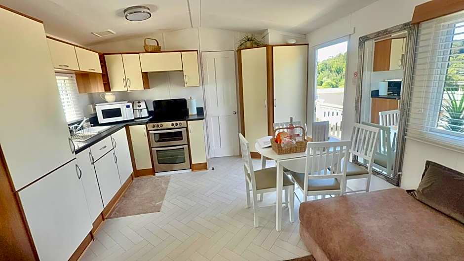 Hoburne Devon Bay Holiday Home Fresh Bright Rental - Home from home