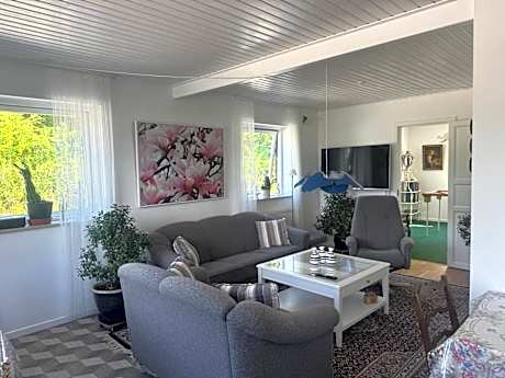 Hine Bakke Bed And Breakfast