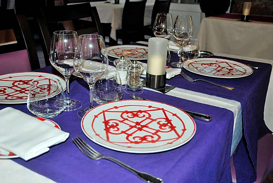 Logis Grand Hotel Pelisson