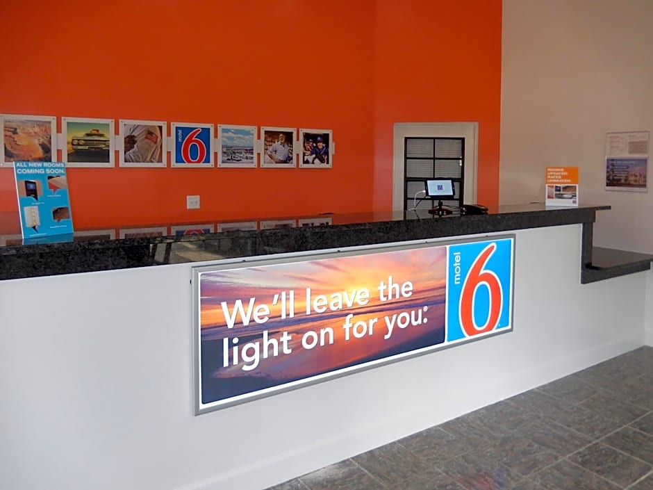Motel 6-Moultrie, GA