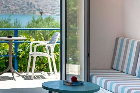 Studio with Sea View