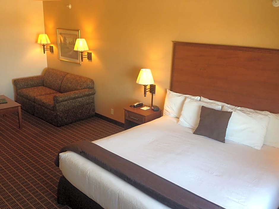 Expressway Suites Fargo