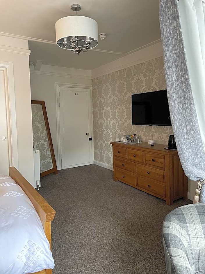 Little Mainstone Guest House