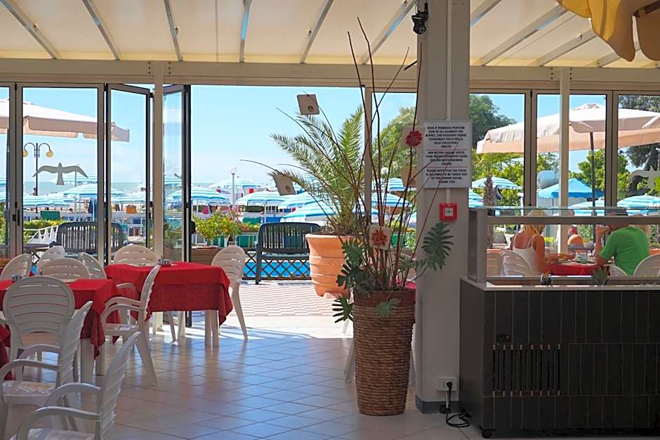 Hotel La Brezza frontemare