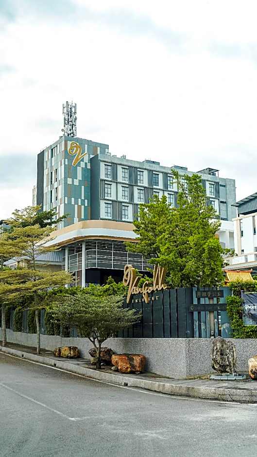 Vangohh Eminent Hotel & Spa