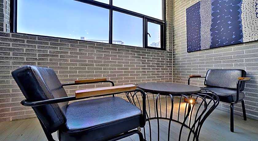 Busan Seomyeon Hound Hotel