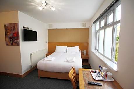 Deluxe Double Studio