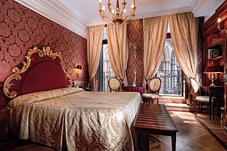 Deluxe Double Room with San Marco Square View