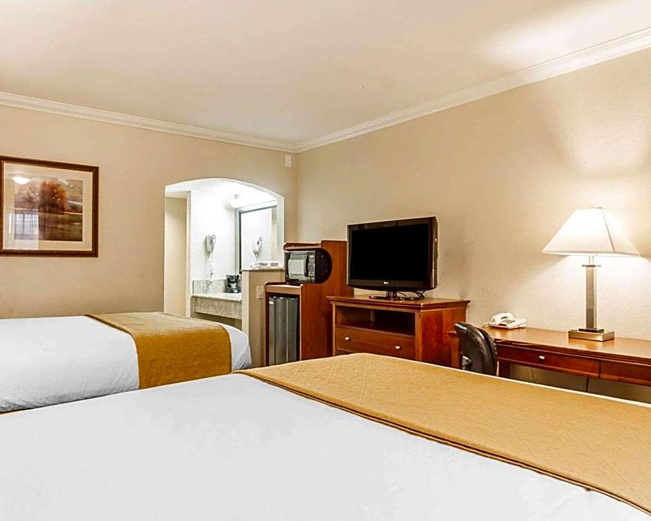 Quality Inn Sacramento Convention Center