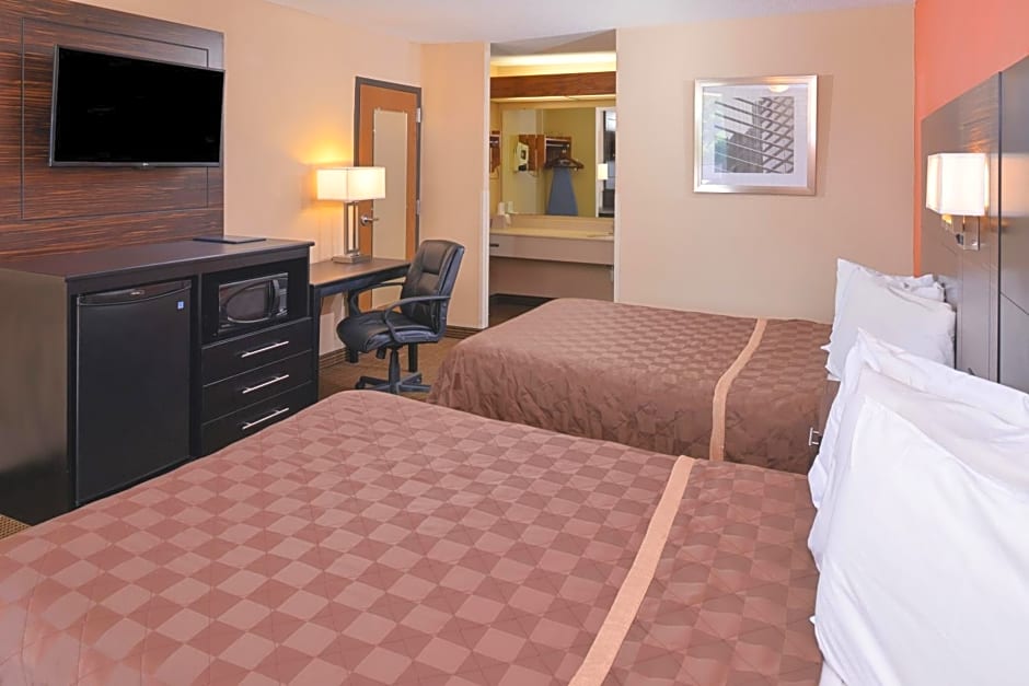 Americas Best Value Inn - Collinsville / St. Louis