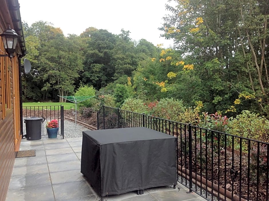 Grandeagles Extra large lodge