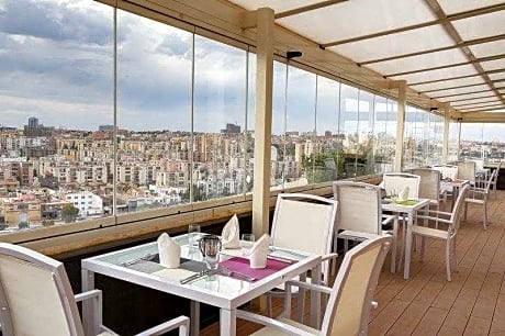 Liberte Hotel