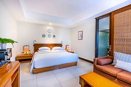 Deluxe Room with Coffee Capsule Machine and Free Unlimited Laundry Service