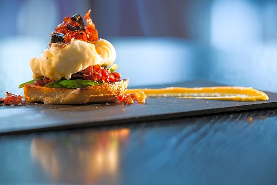 Renaissance by Marriott Santo Domingo Jaragua Hotel & Casino