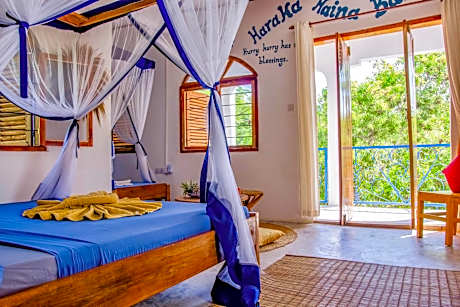 Triple Room with Balcony