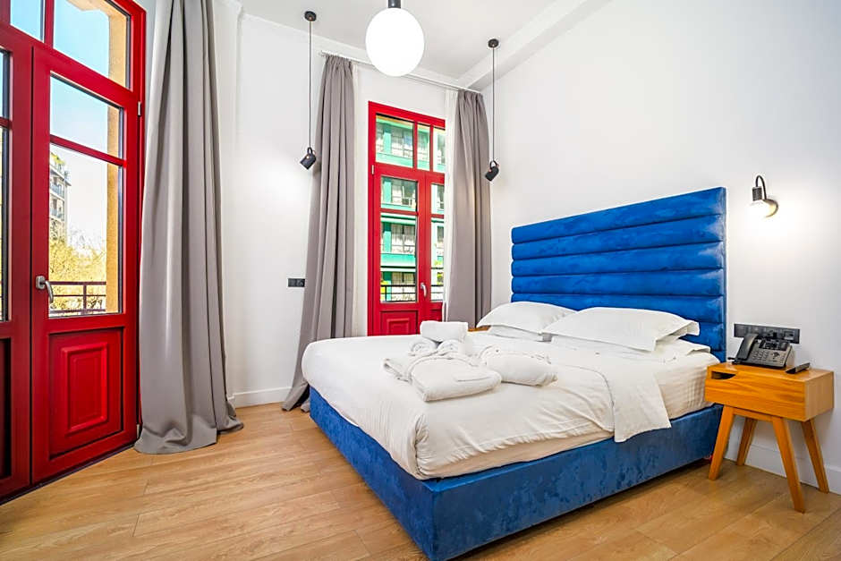 The Maroon Bottle Hotel