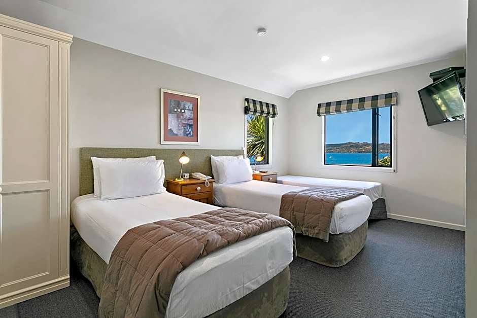 Baycrest Thermal Lodge