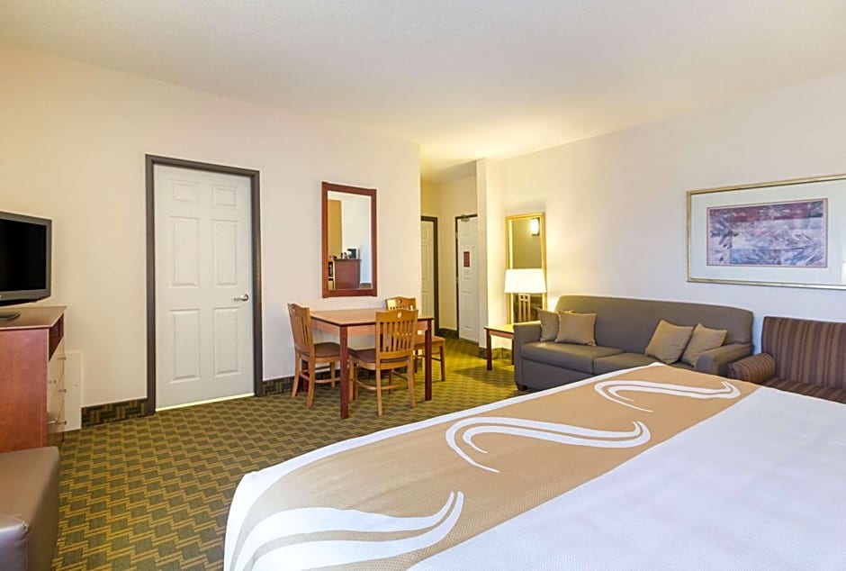 Quality Inn Fairmont