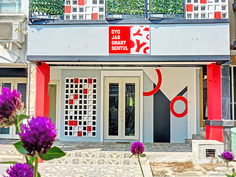 Capital O 92765 J&b Smart Sentul