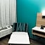 La Quinta Inn & Suites by Wyndham Albuquerque Airport