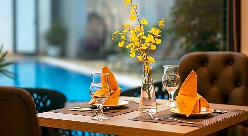 Tam Coc Holiday Hotel & Villa