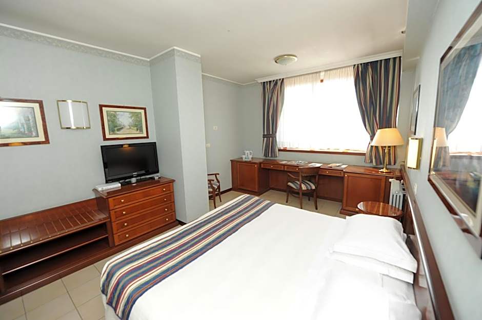 Photo 1 of 3 of Superior 1 Double Bed or 2 Beds