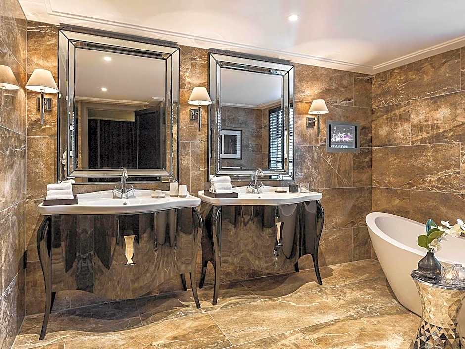 Sofitel Queenstown Hotel & Spa