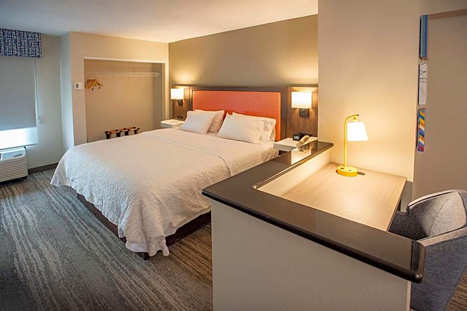 Hampton Inn Pensacola-Airport (Cordova Mall Area)