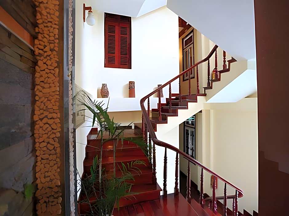 Hanoi Posh Boutique Hotel