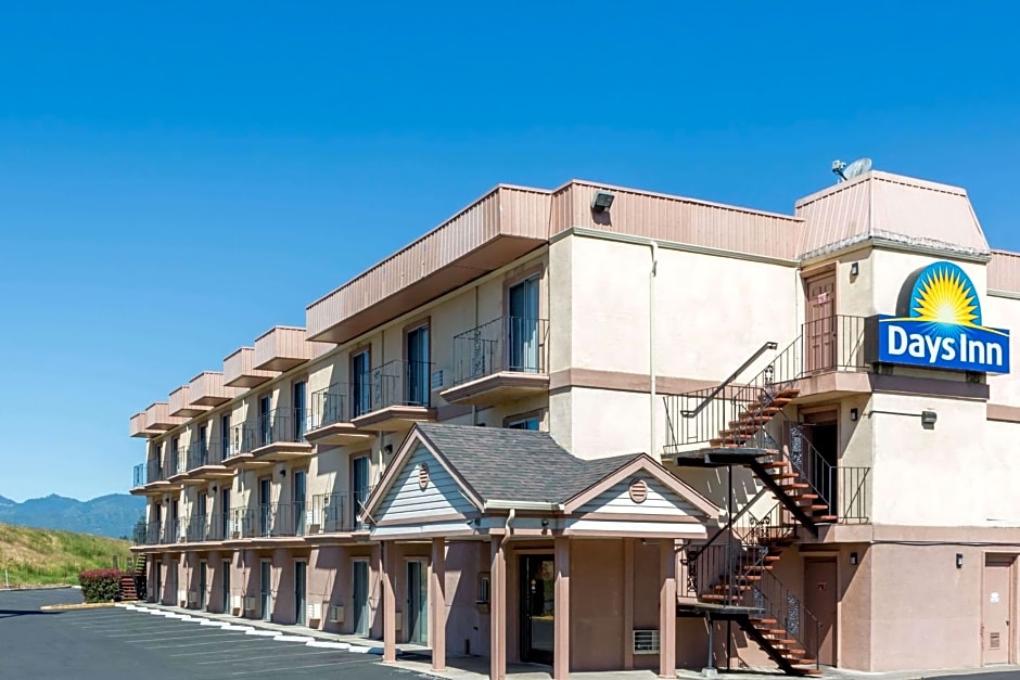 Days Inn by Wyndham Medford