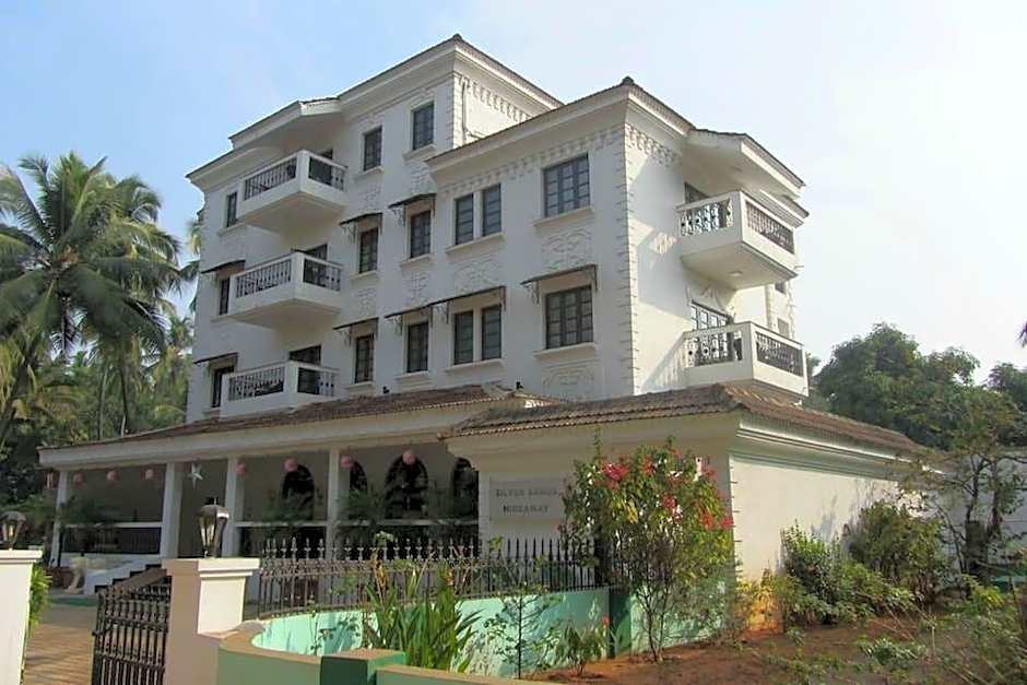 Silver Sands Hideaway Hotel