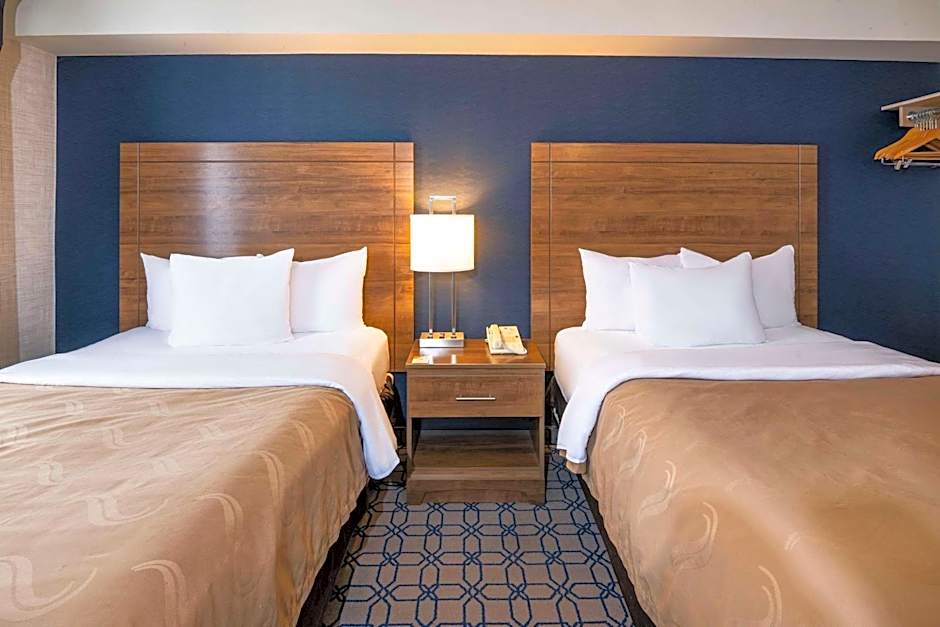 Quality Suites Whitby