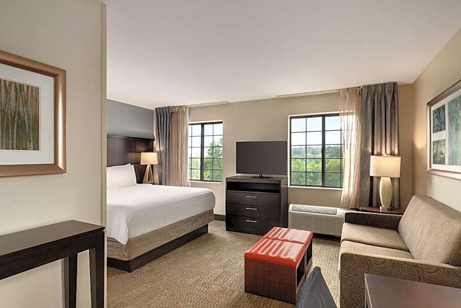 Staybridge Suites Chantilly Dulles Airport By IHG