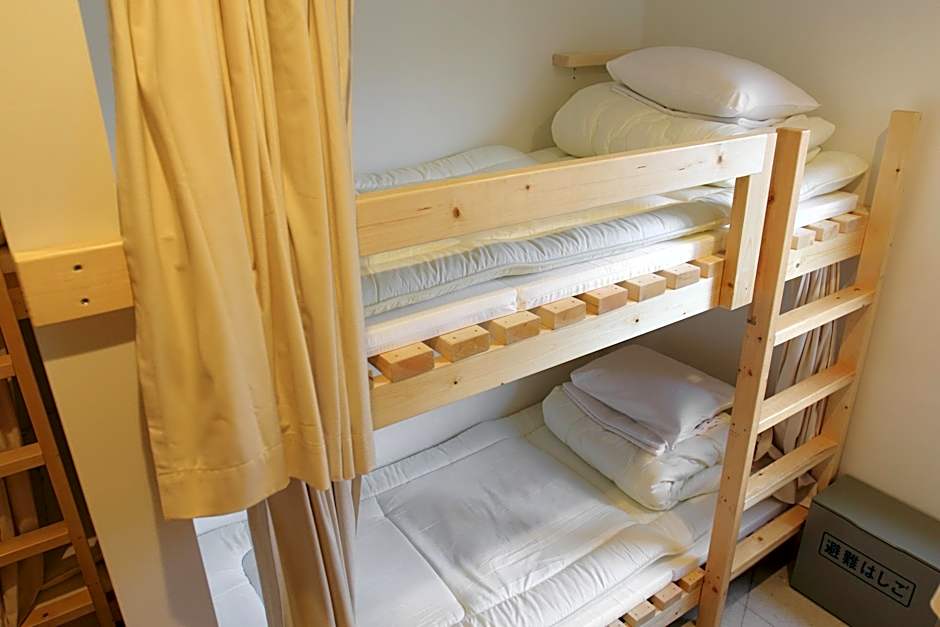 plumhostel