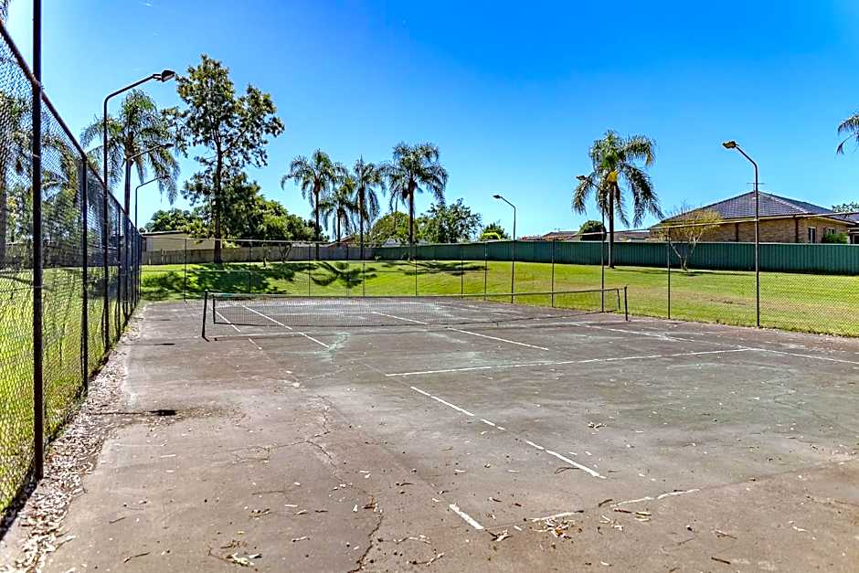 Charbonnier Motor Inn