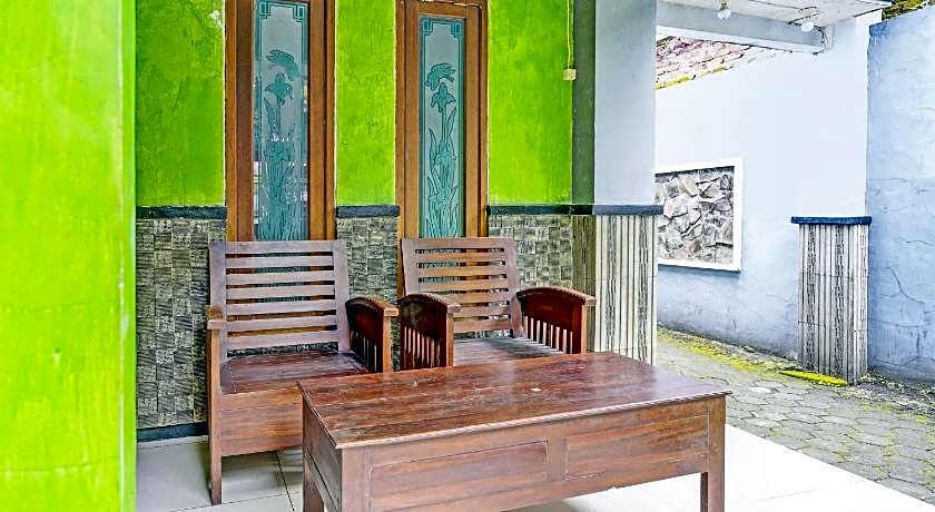 OYO 92086 Fun Guesthouse Syariah