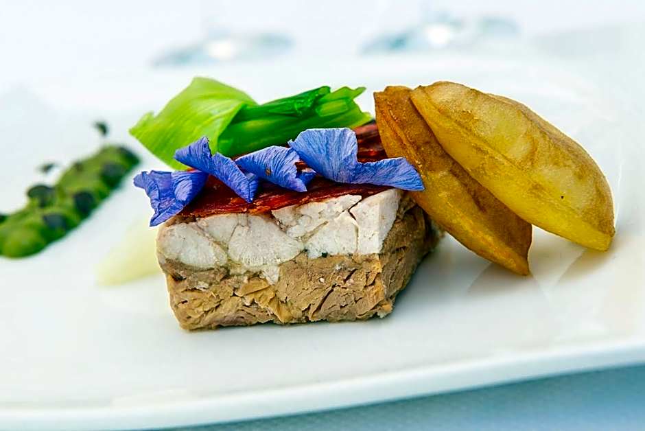 Hotel Spa Frederic Carrion et sa table gastronomique