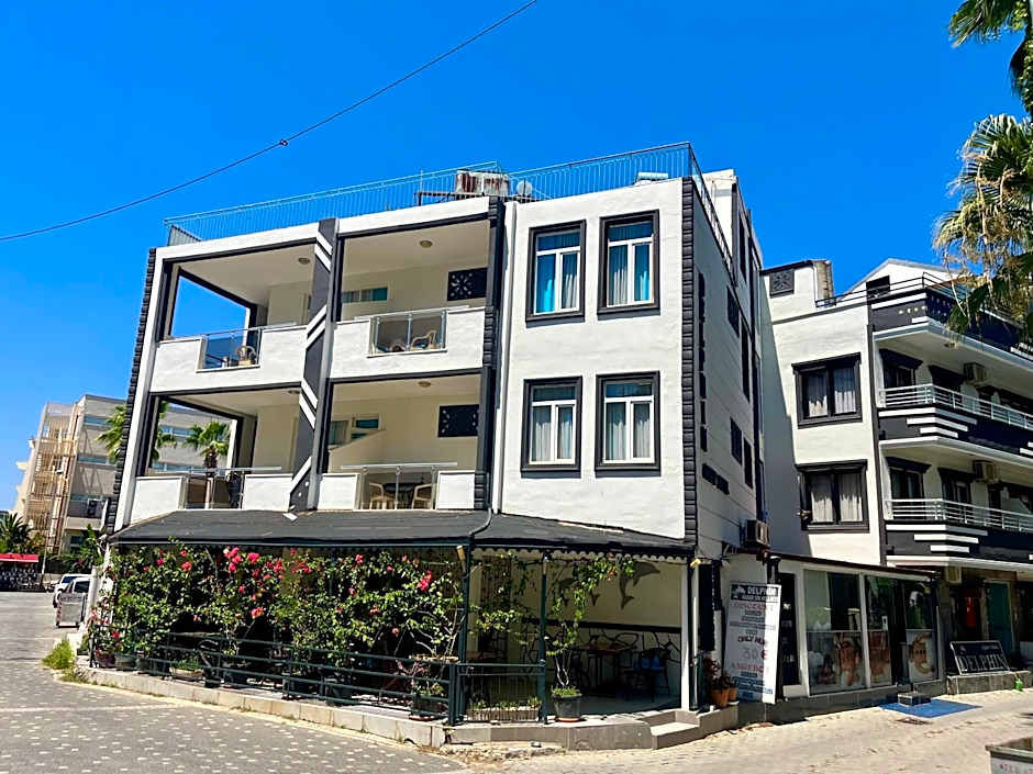 Delphin Hotel Side