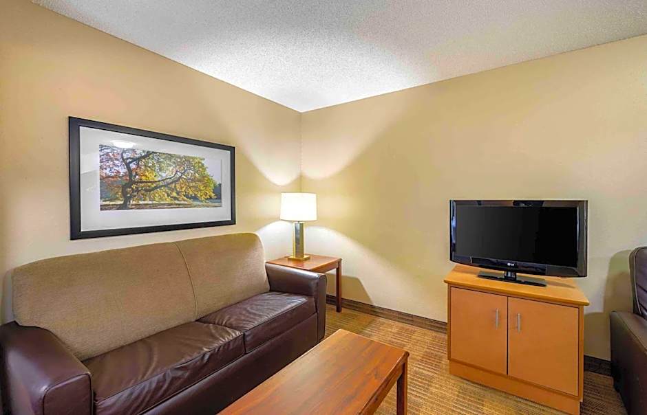 Extended Stay America Suites - Omaha - West