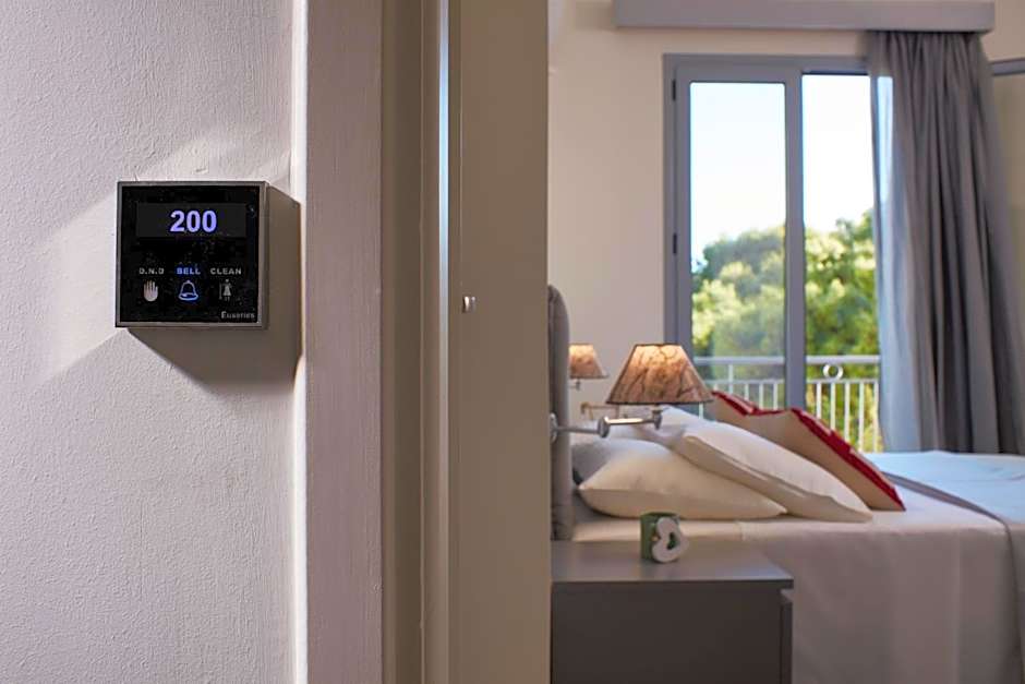 The Gardens Gallery Hotel