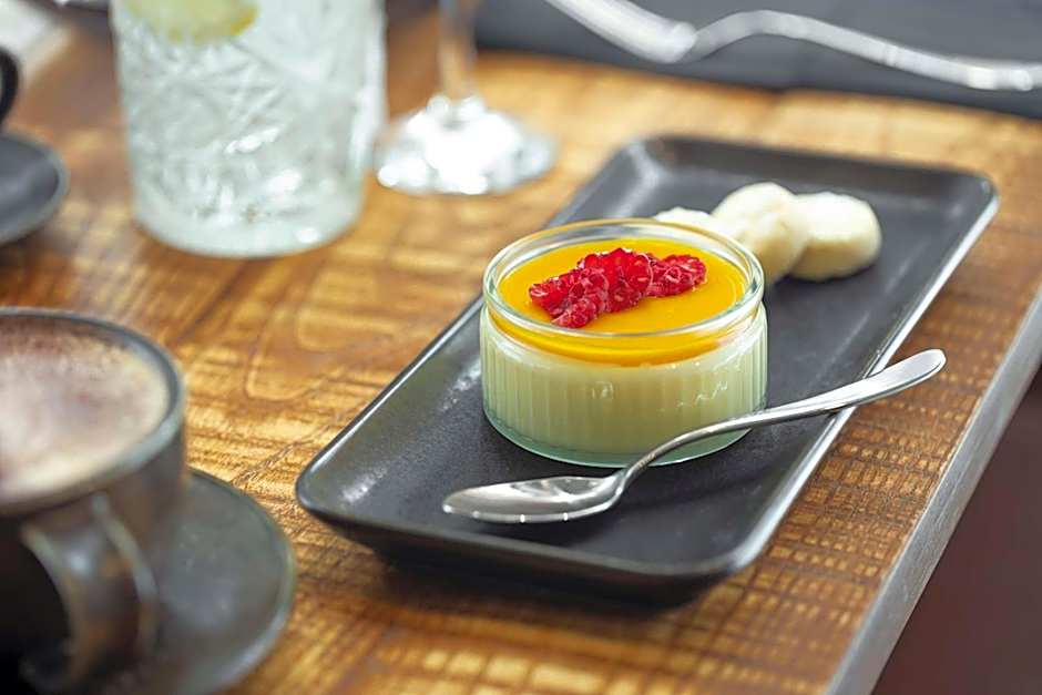 DoubleTree By Hilton Manchester Piccadilly Place