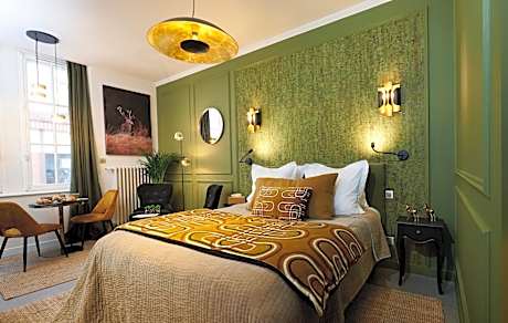 Deluxe Double Studio