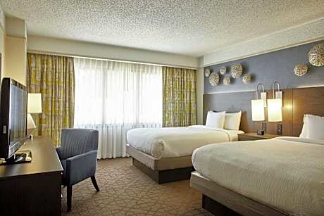 Suite with Two Queen Beds - Mobility Access/Non-Smoking